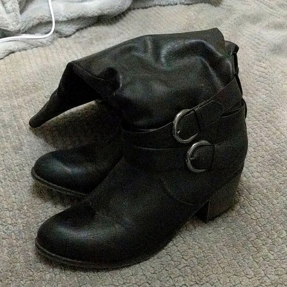 Journee Collection Shoes - Journee Collection black boots